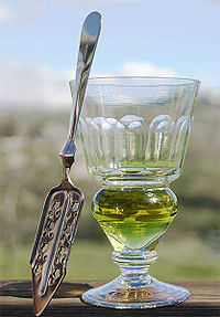 200px-Absinthe-glass